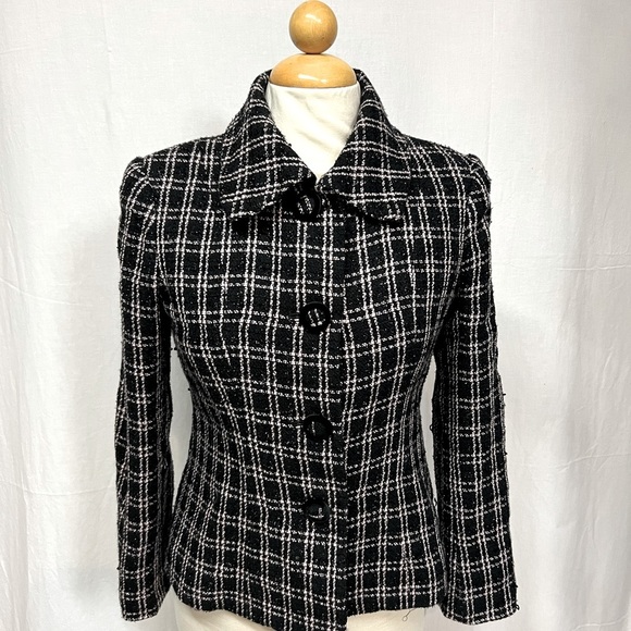 Wanko Jackets & Blazers - Vintage Black and White Blazer